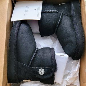 UGG kids boots sz 9